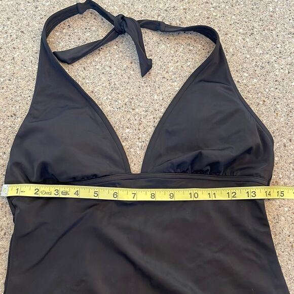 GAP Body One Piece Swimsuit - Picture 9 of 9